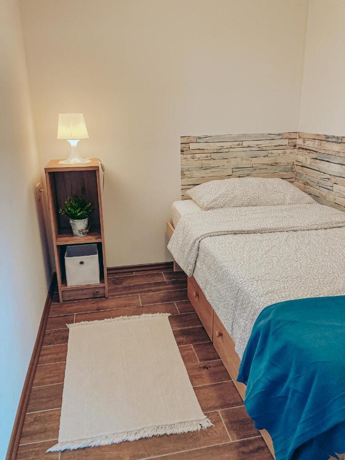 Apartments Ivanovic Идрия Екстериор снимка