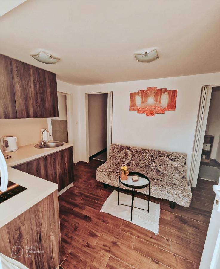 Apartments Ivanovic Идрия Екстериор снимка